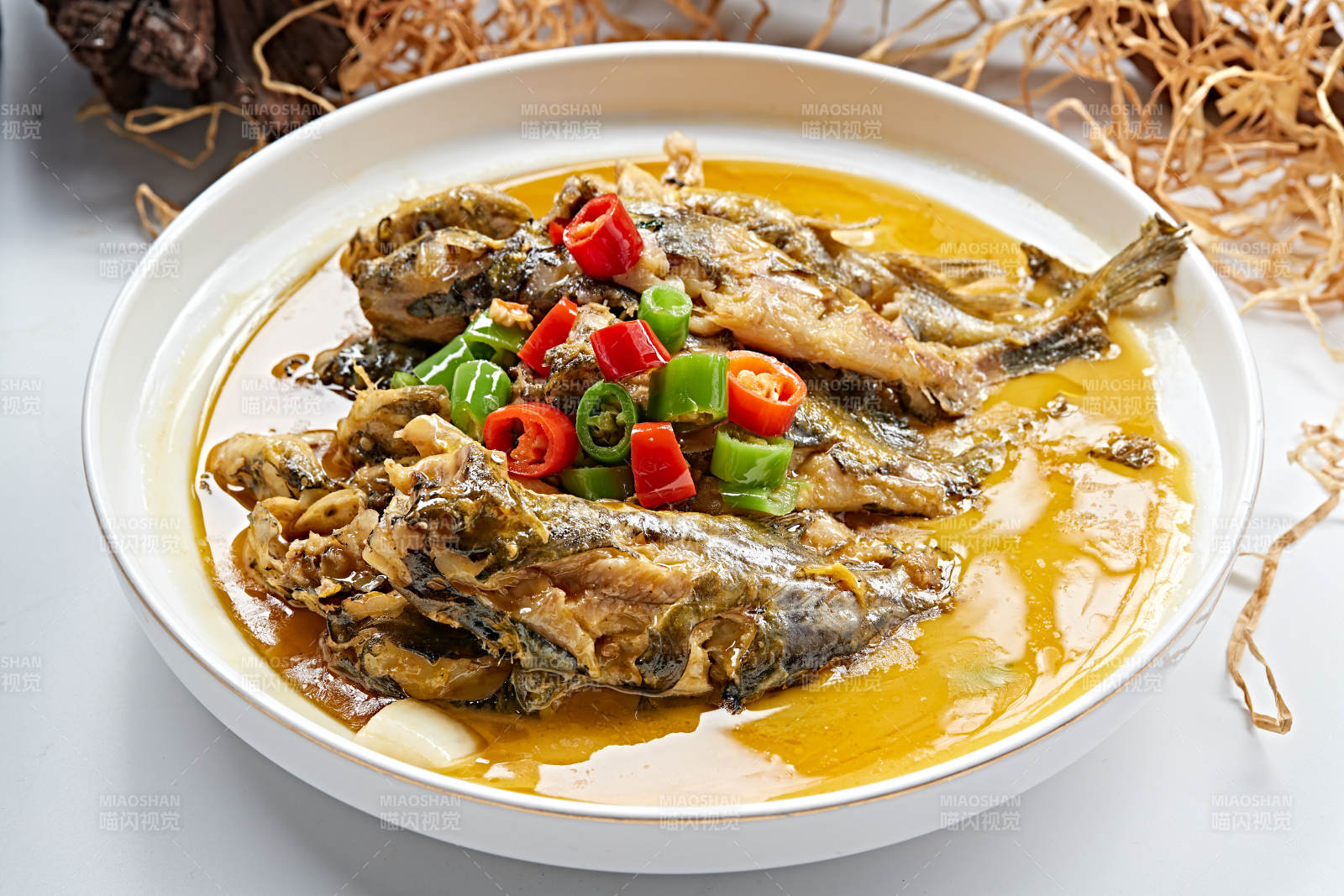 家常香辣黄焖嘎鱼图片