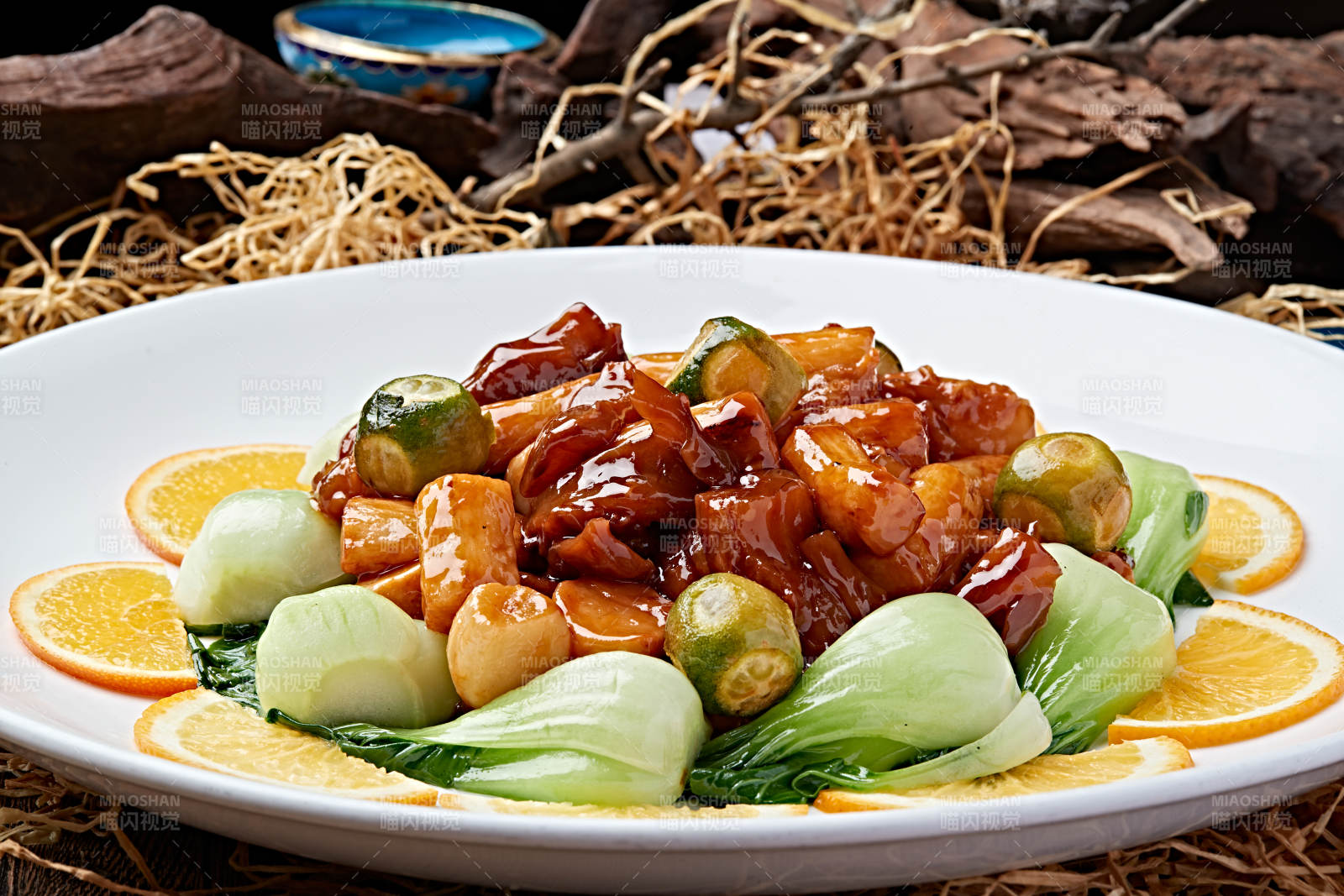 蒜香铁棍山药烧蹄筋图片