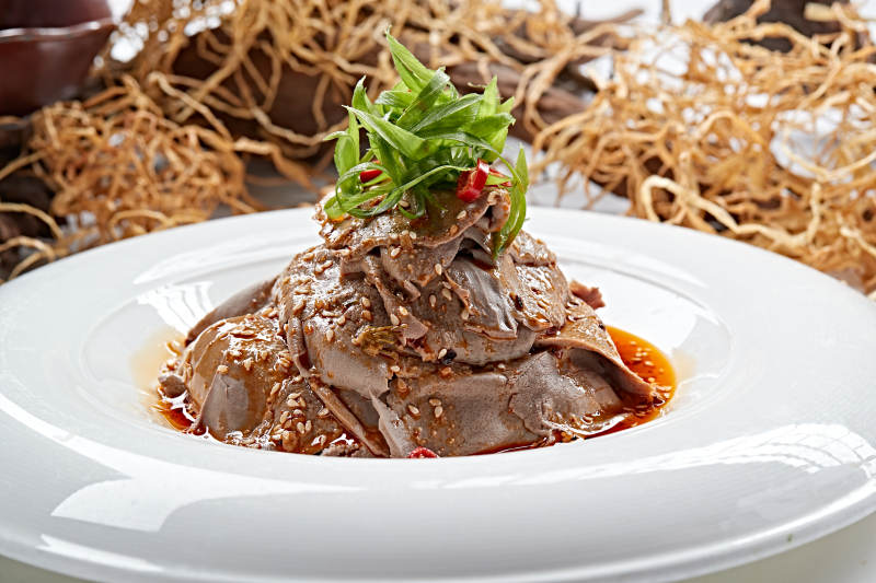 红油香辣夫妻肺片图片