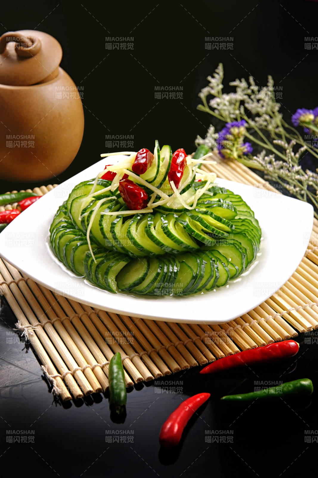 鲜嫩蓑衣黄瓜图片