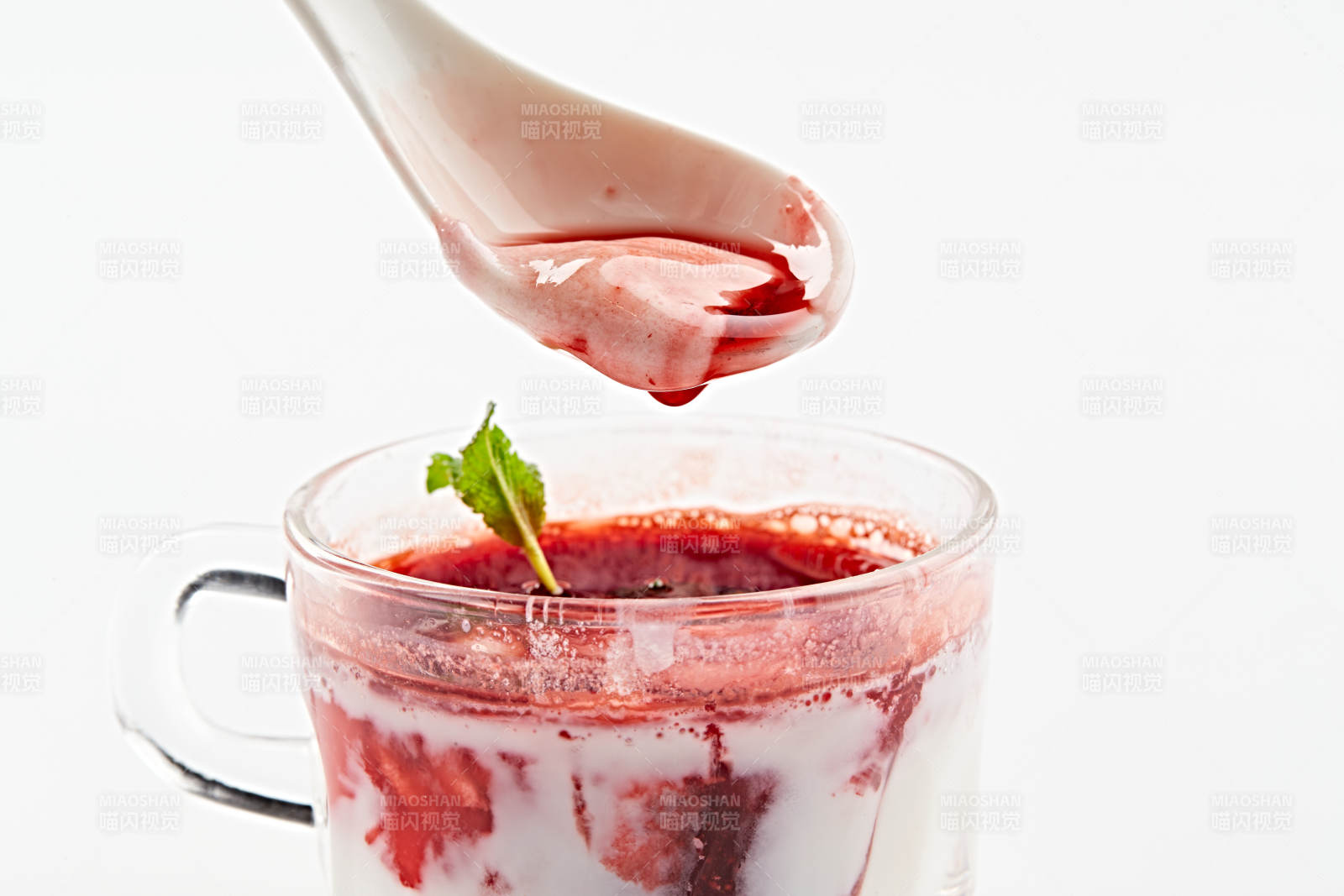 自制美味草原风味的多口味纯醸老酸奶图片