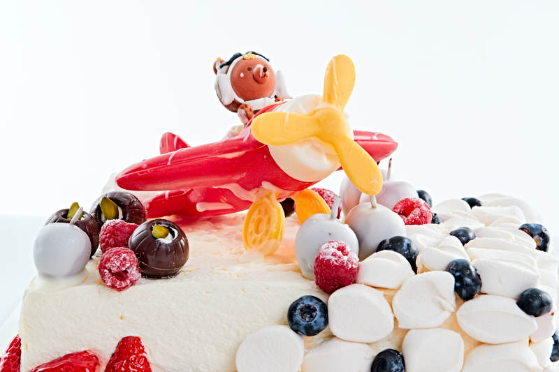 守护者乳脂鲜奶油儿童生日蛋糕图片