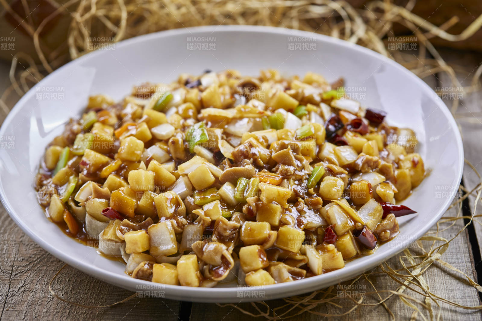 洋葱土豆肉沫炒莜面莜面栲姥姥图片