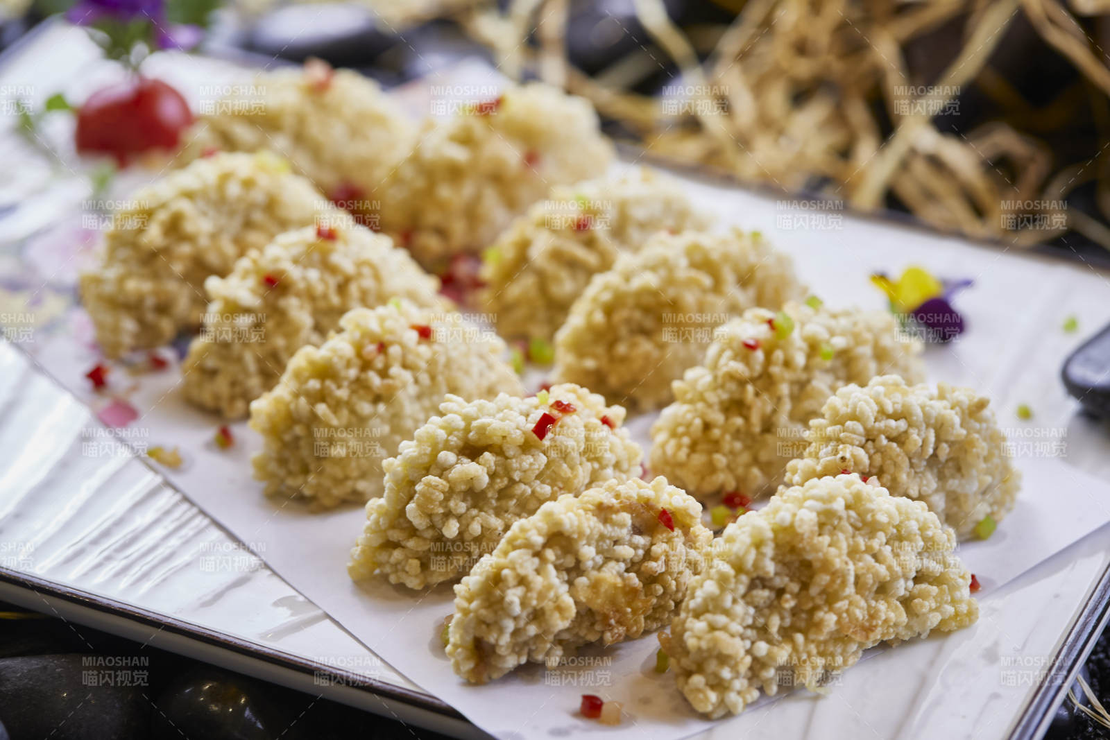 油炸大米锅巴里脊肉图片