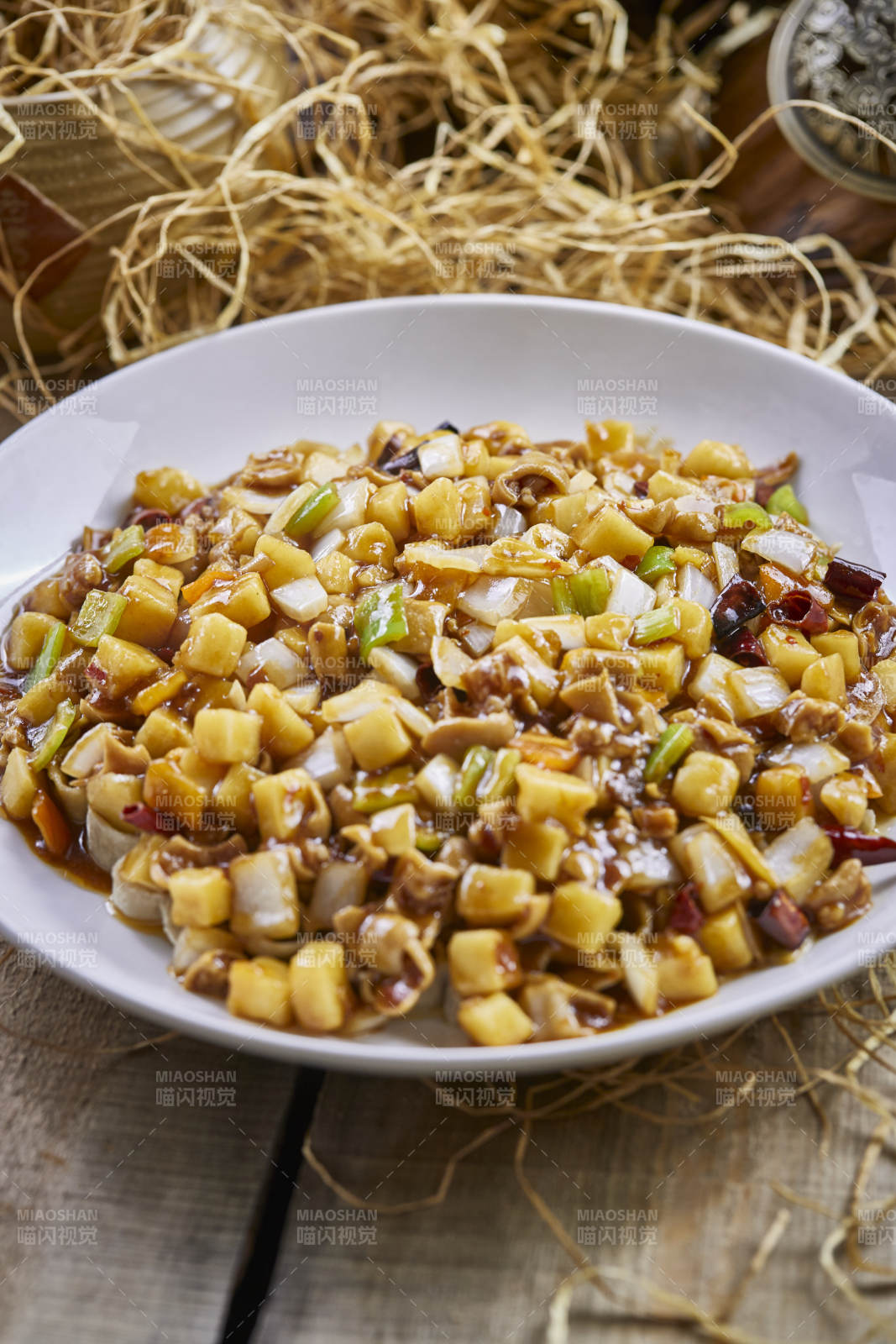 洋葱土豆肉沫炒莜面莜面栲姥姥图片