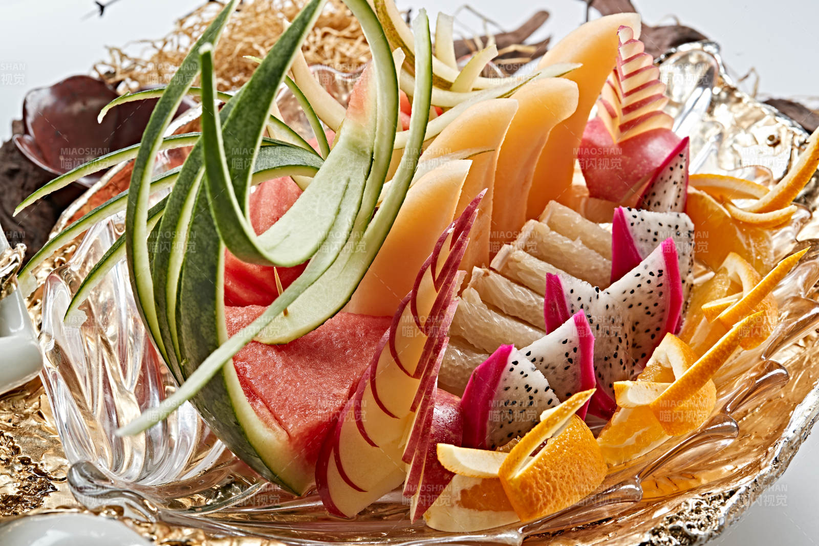 餐饮赠送惠客果盘图片