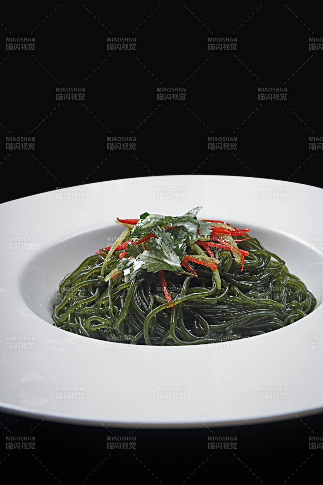 酸辣蕨根粉海带面图片