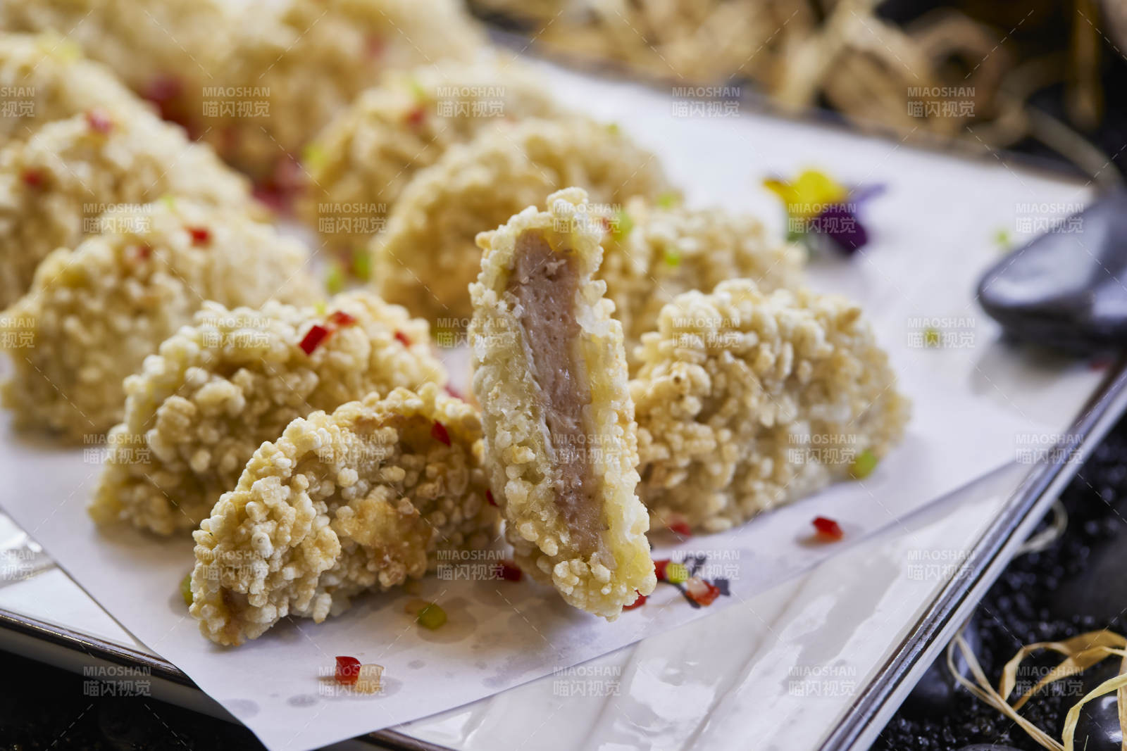 油炸大米锅巴里脊肉图片