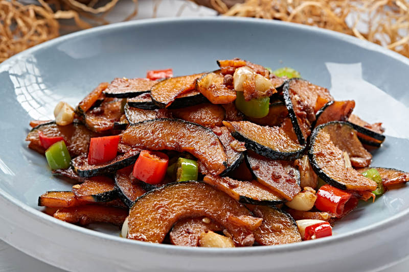 米椒蒜香炒小南瓜片图片