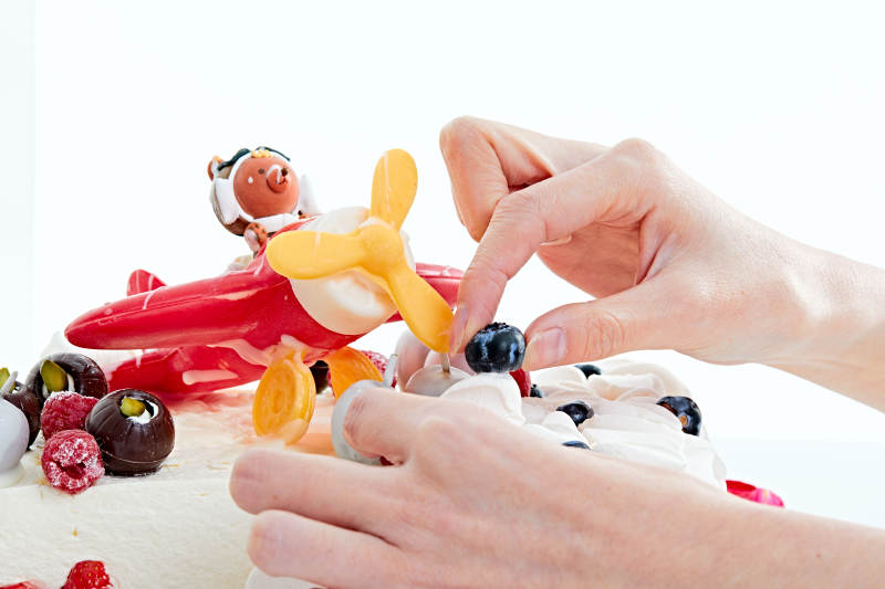 守护者乳脂鲜奶油儿童生日蛋糕图片