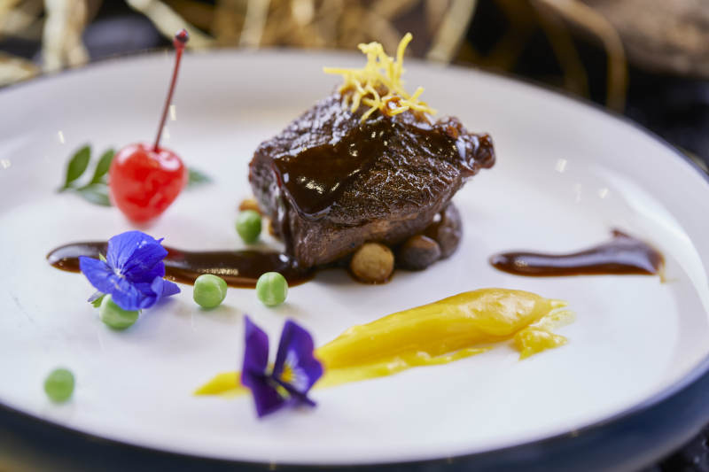 黑胡椒酱安格斯牛眼肉配南瓜慕斯图片