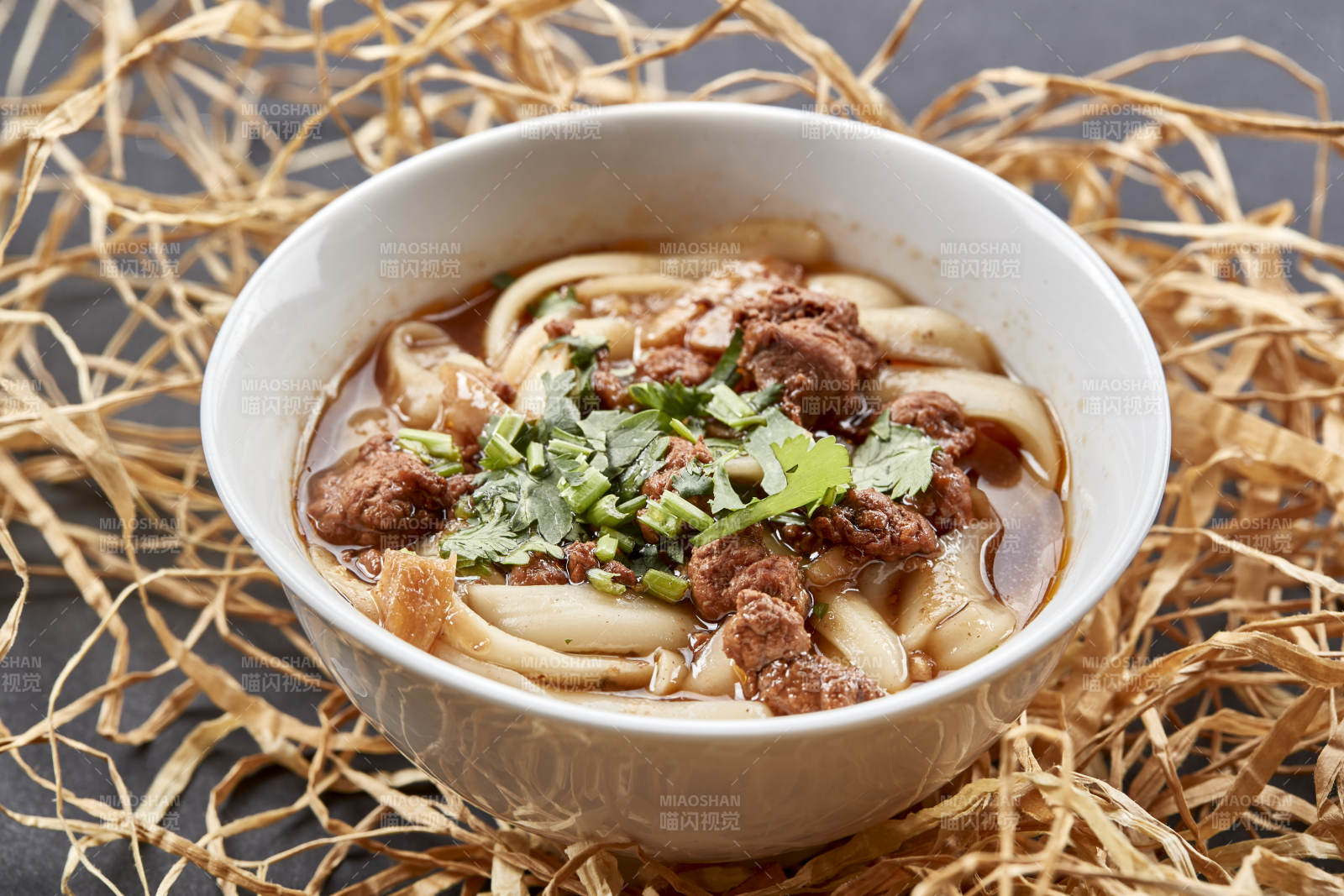 山西面食老大同肉沫刀削面图片