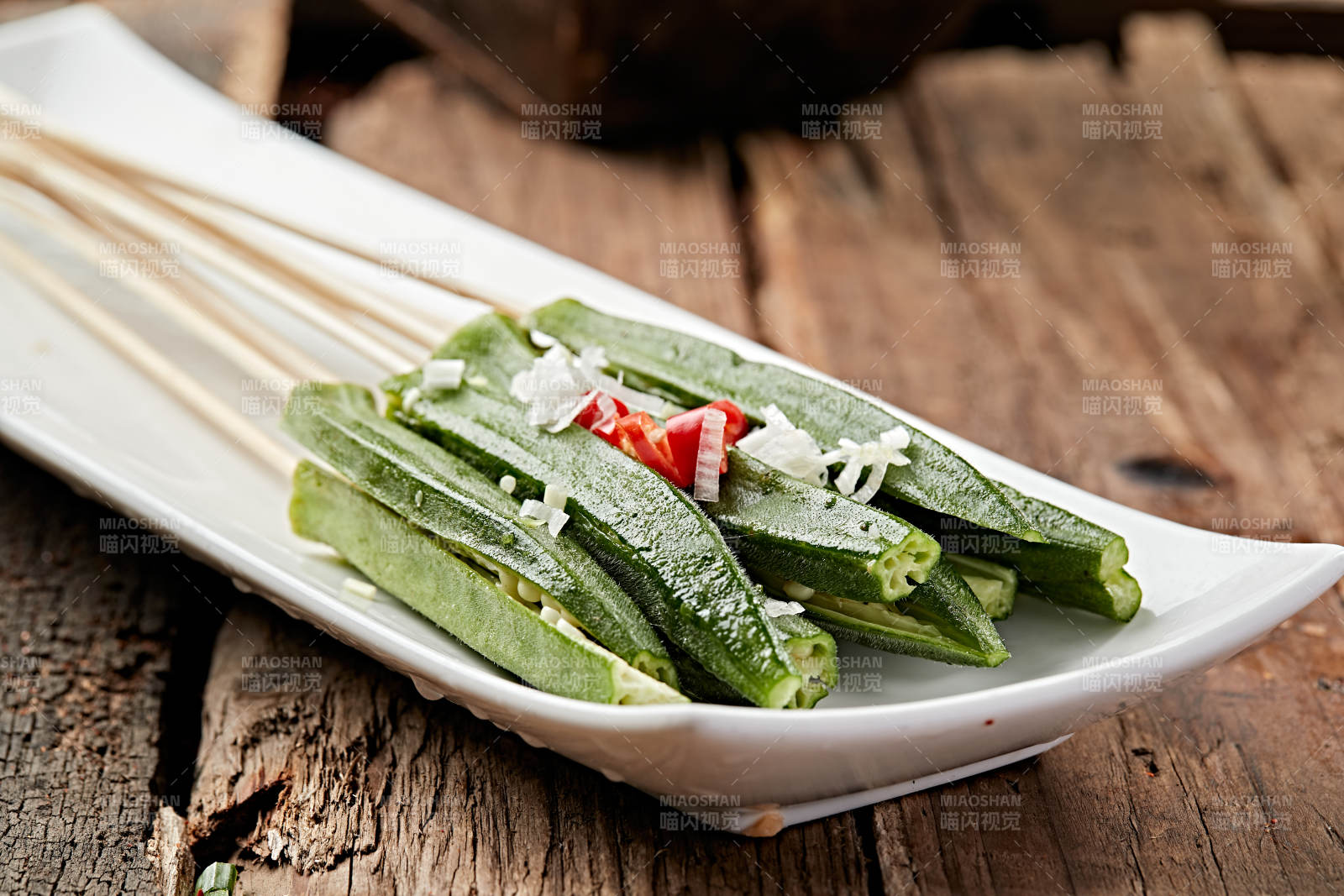 冷锅串串鲜秋葵图片