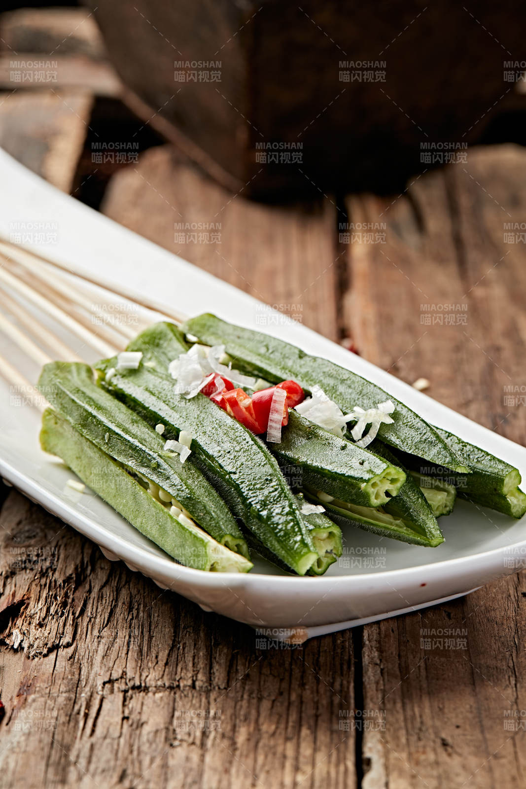 冷锅串串鲜秋葵图片