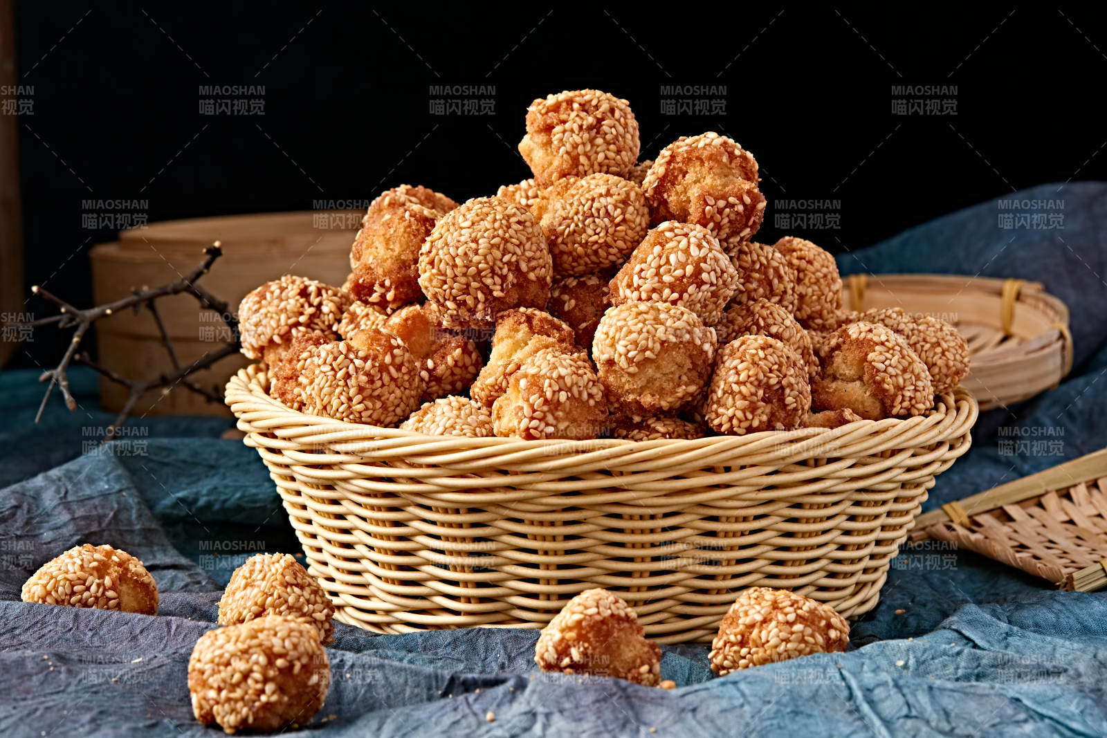 老式年货小吃开口笑芝麻酥图片