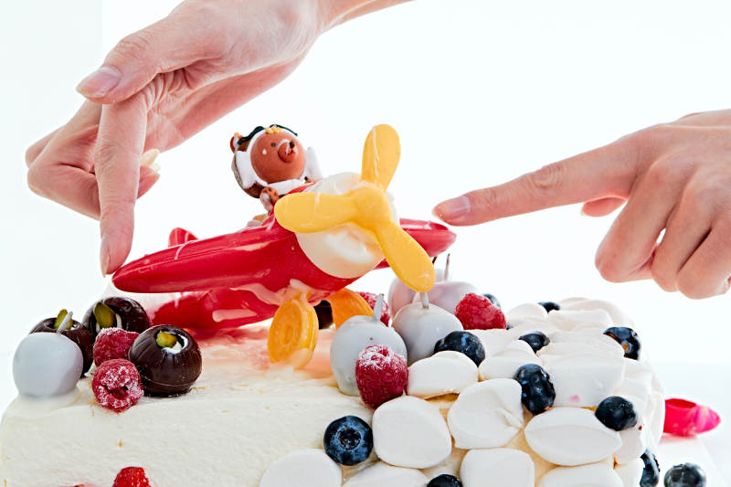 守护者乳脂鲜奶油儿童生日蛋糕图片