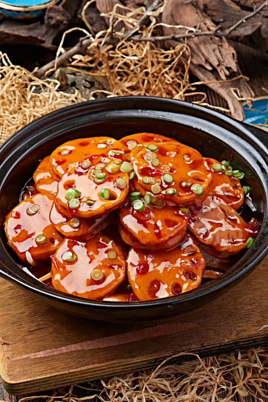 砂锅红焖藕夹煲图片