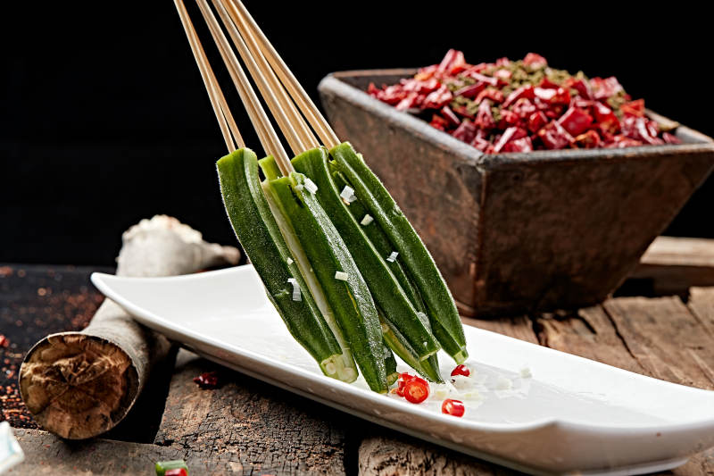 冷锅串串鲜秋葵图片