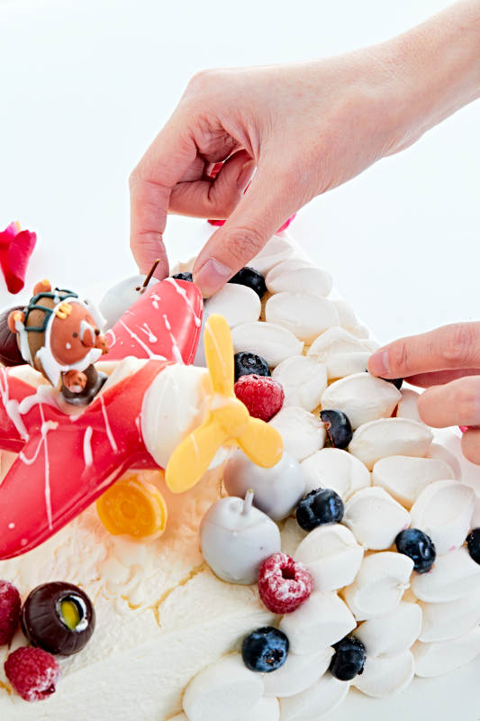 守护者乳脂鲜奶油儿童生日蛋糕图片