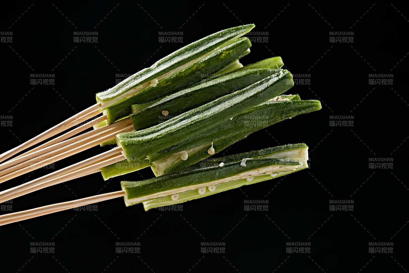 冷锅串串鲜秋葵图片