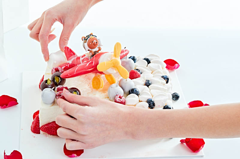 守护者乳脂鲜奶油儿童生日蛋糕图片