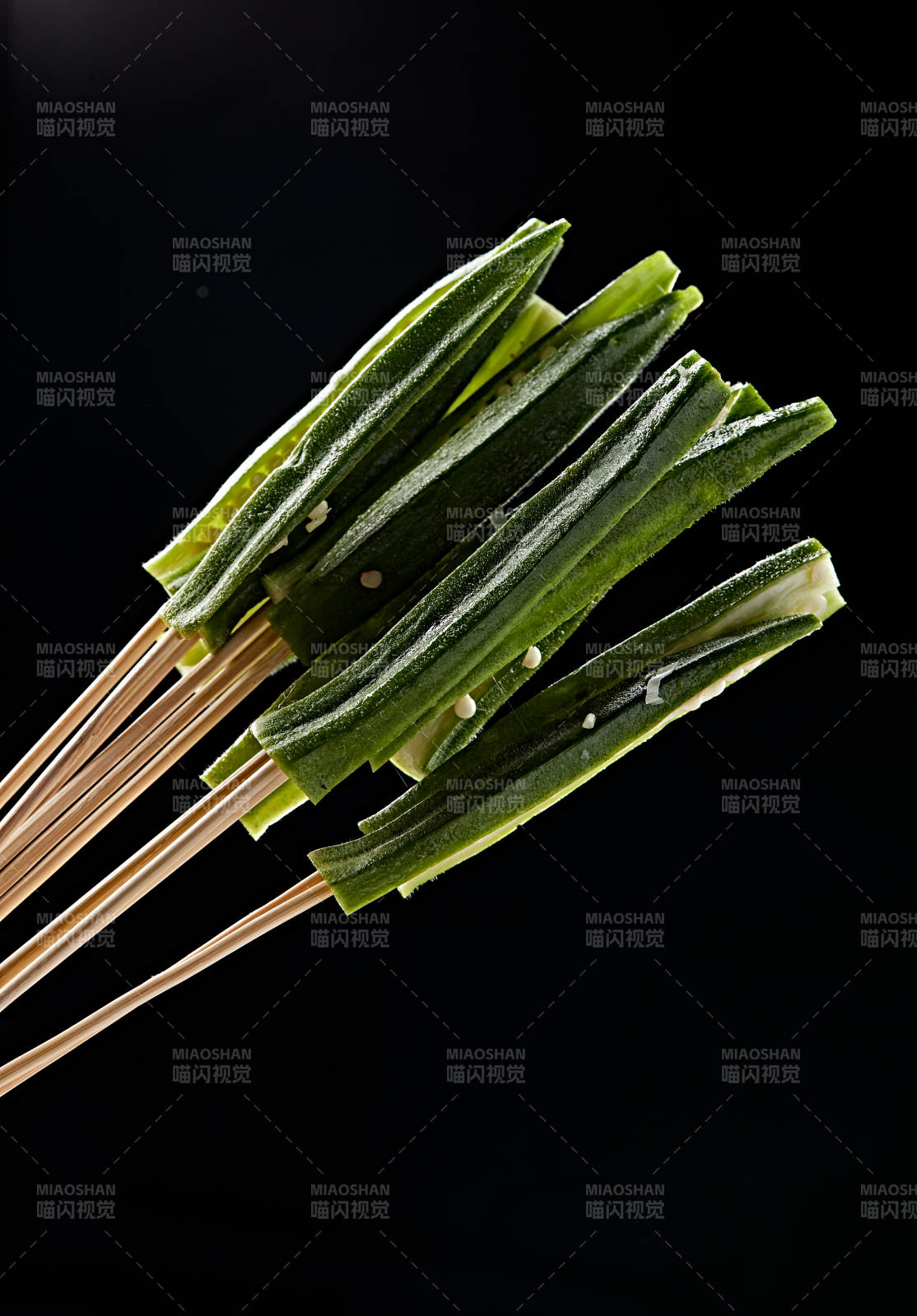 冷锅串串鲜秋葵图片