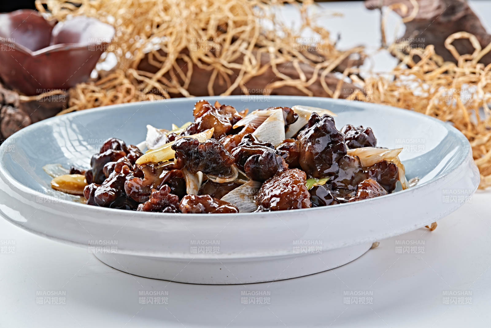 葱爆猪小排灵芝菌图片