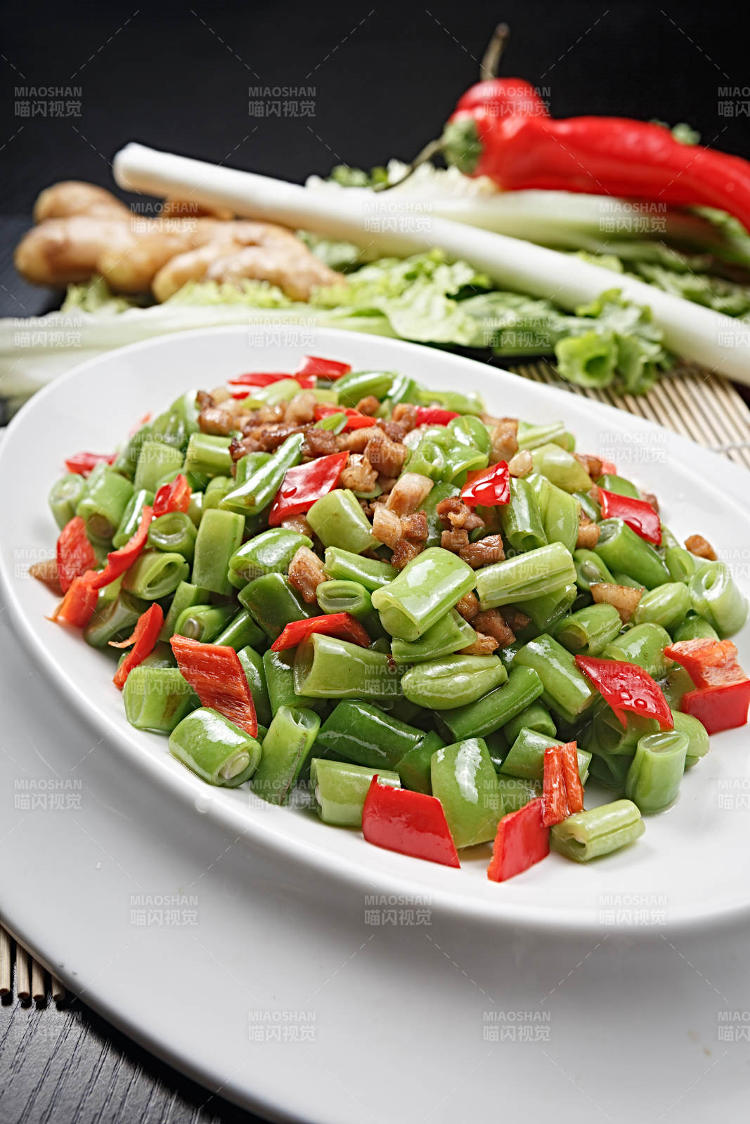 橄榄肉松四季豆图片