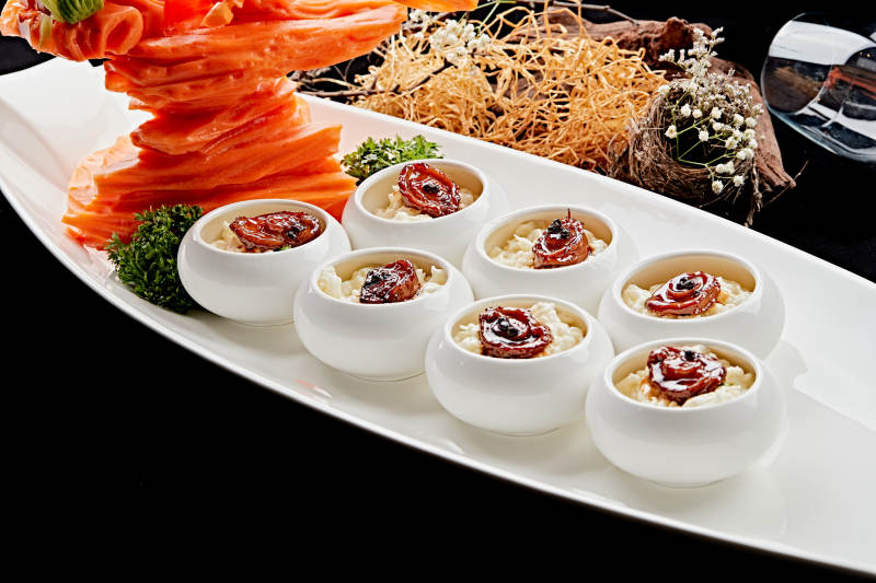 芙蓉虾扣炭烧鲍鱼图片