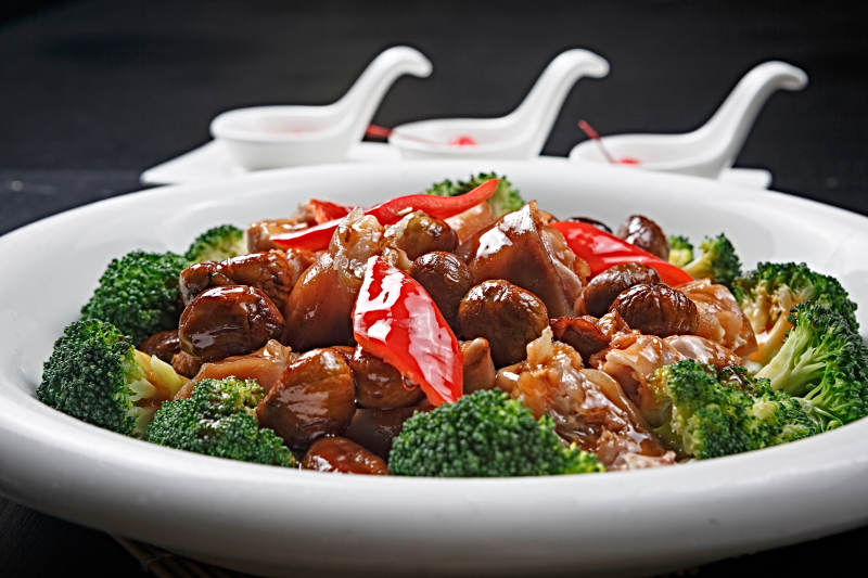 天津板栗焖猪脚图片