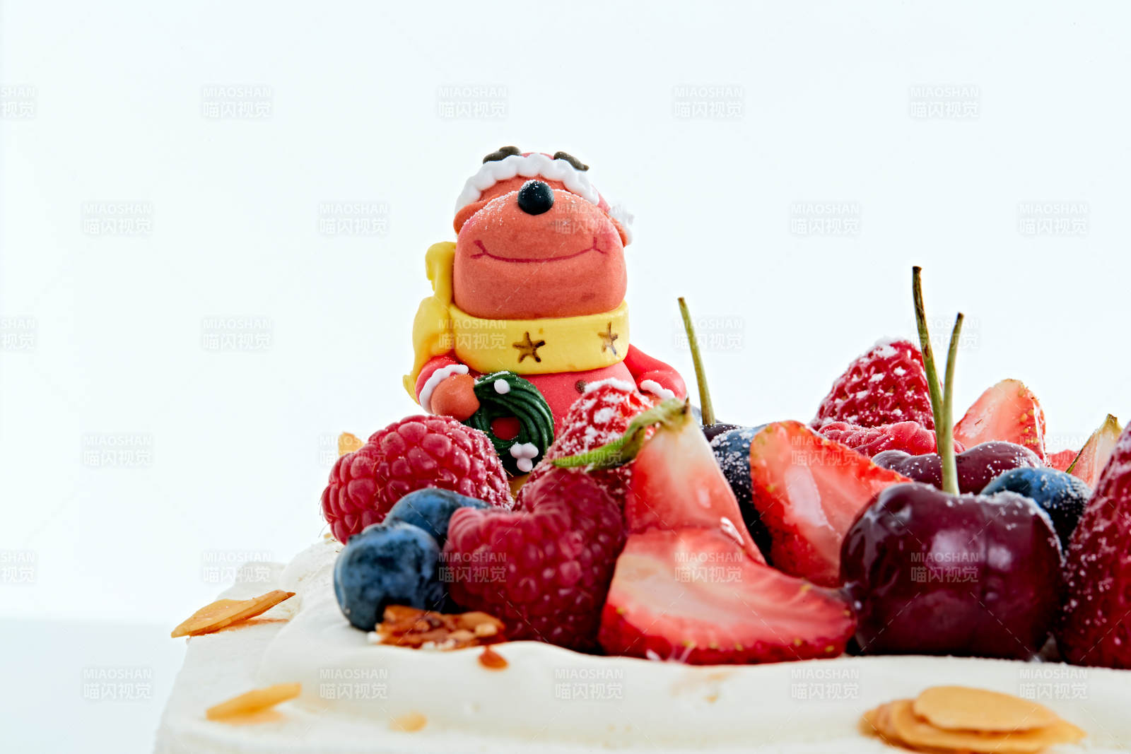 鲜果乳脂奶油芒果夹心奶酪蛋糕图片