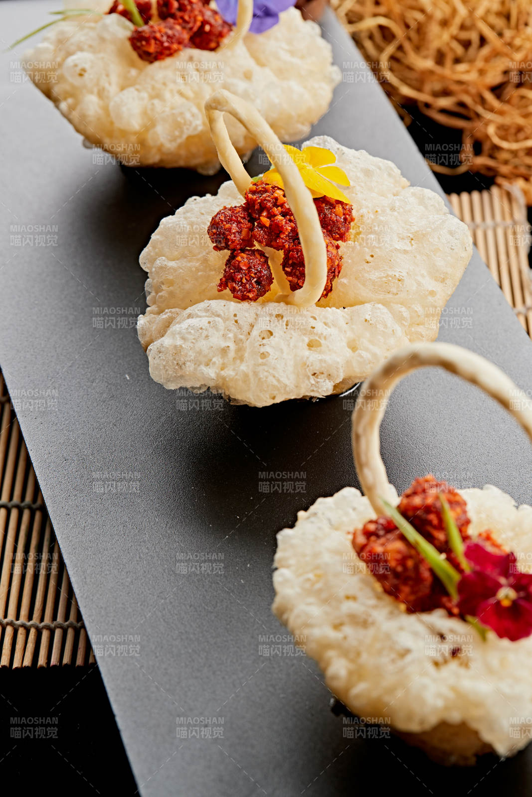 麻辣牛仔粒图片