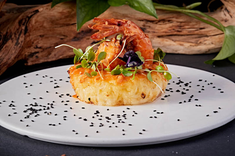 岩烧凤梨深海大红虾图片