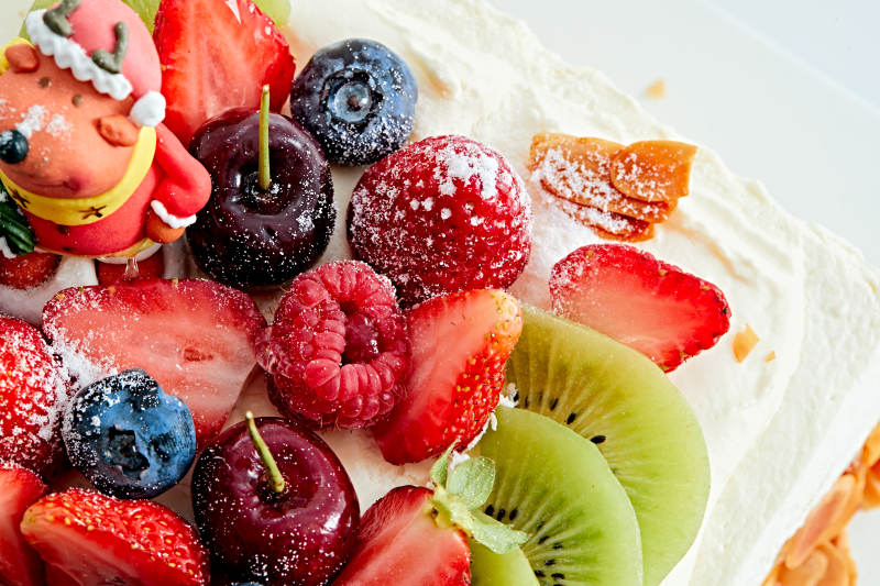 鲜果乳脂奶油芒果夹心奶酪蛋糕图片