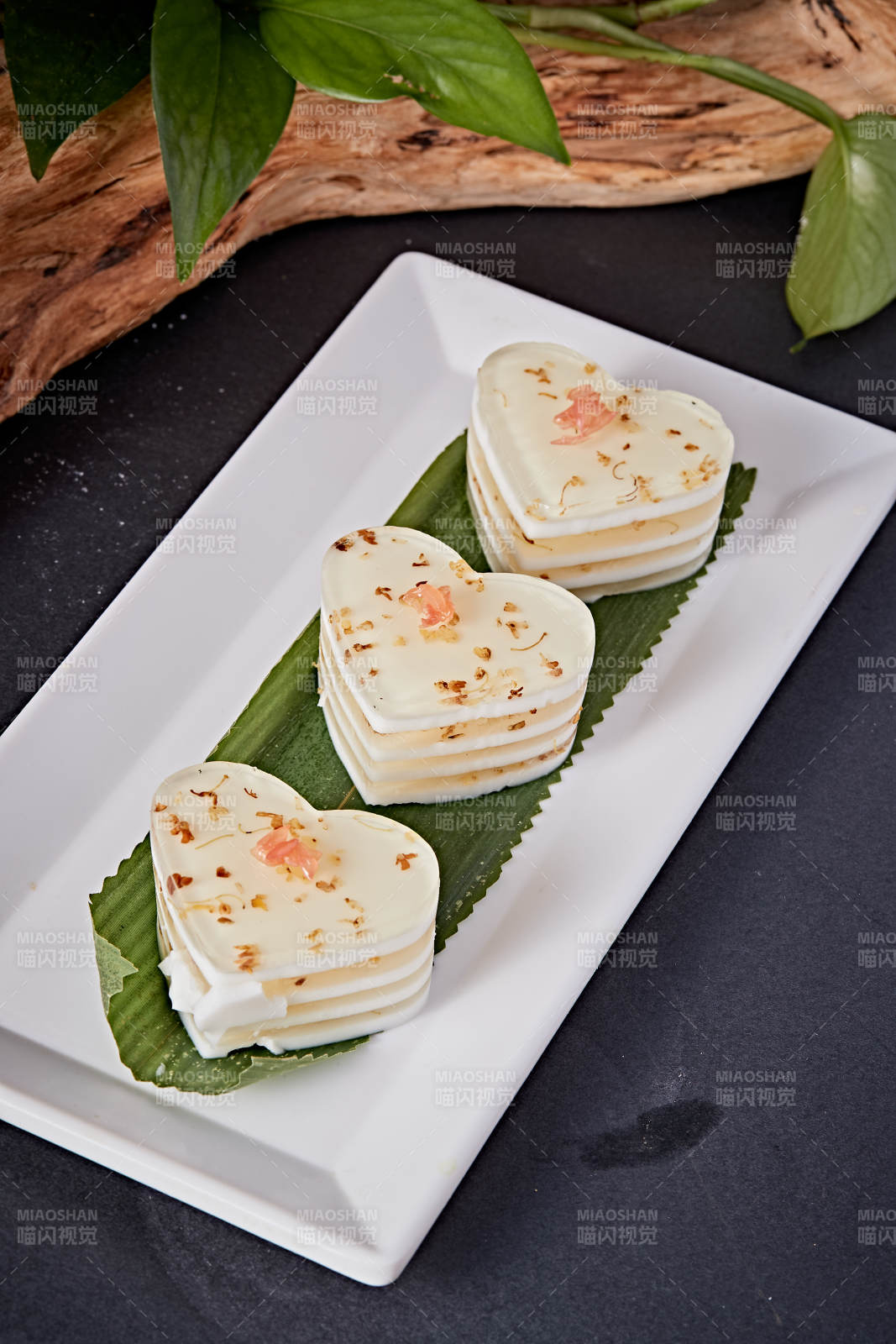 水晶蜂蜜桂花椰子糕图片