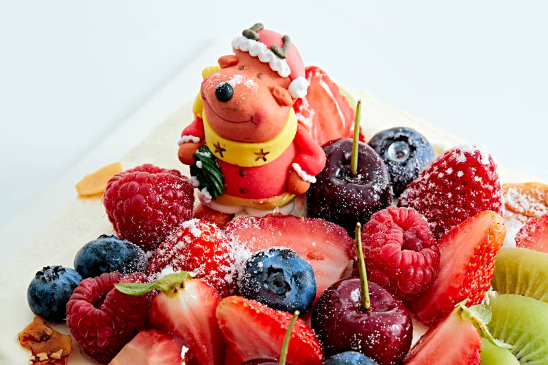 鲜果乳脂奶油芒果夹心奶酪蛋糕图片