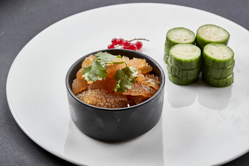 美味凉菜清乳瓜配老醋蜇皮图片