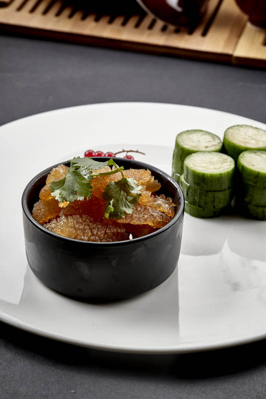 美味凉菜清乳瓜配老醋蜇皮图片