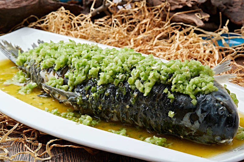 剁椒鲜椒蒸草鱼图片