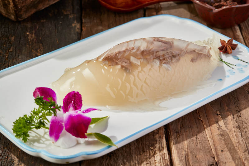 全鱼宴水晶鱼冻图片