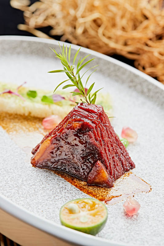 XO酱香和牛粒图片