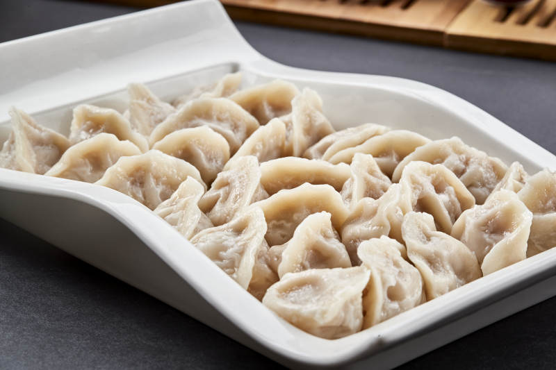 传统北方美食面点手工水饺图片