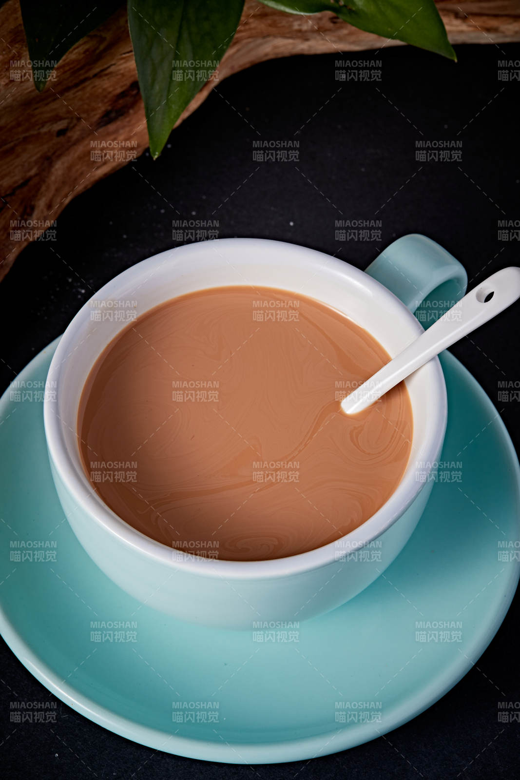 冲泡牛奶咖啡图片