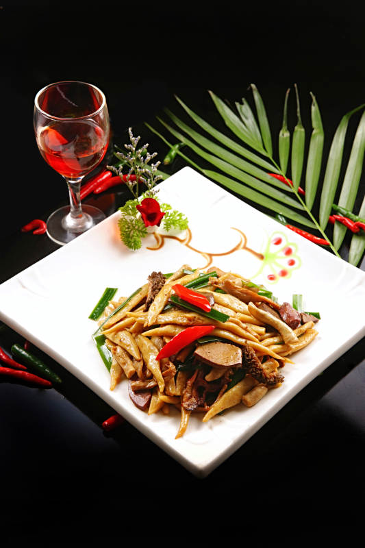 羊杂炒莜面鱼图片