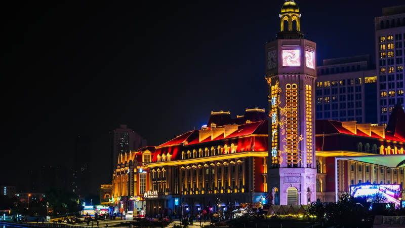 天津夜景钟楼建筑群图片