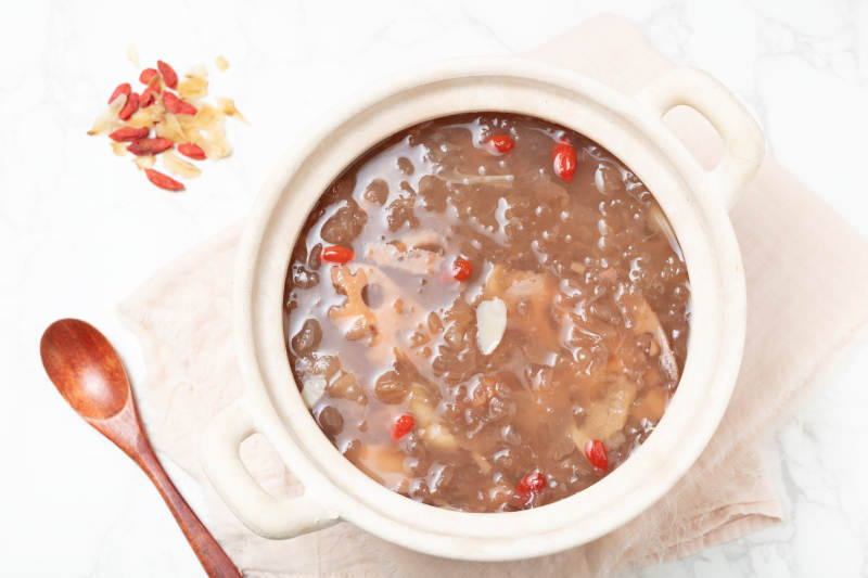 莲藕银耳羹图片