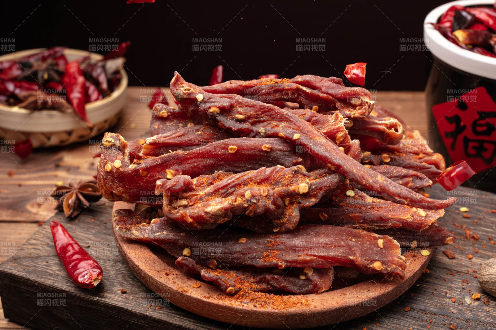 香辣牛肉干图片