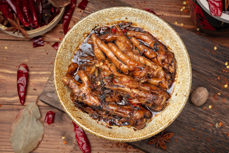 香辣卤鸡爪图片