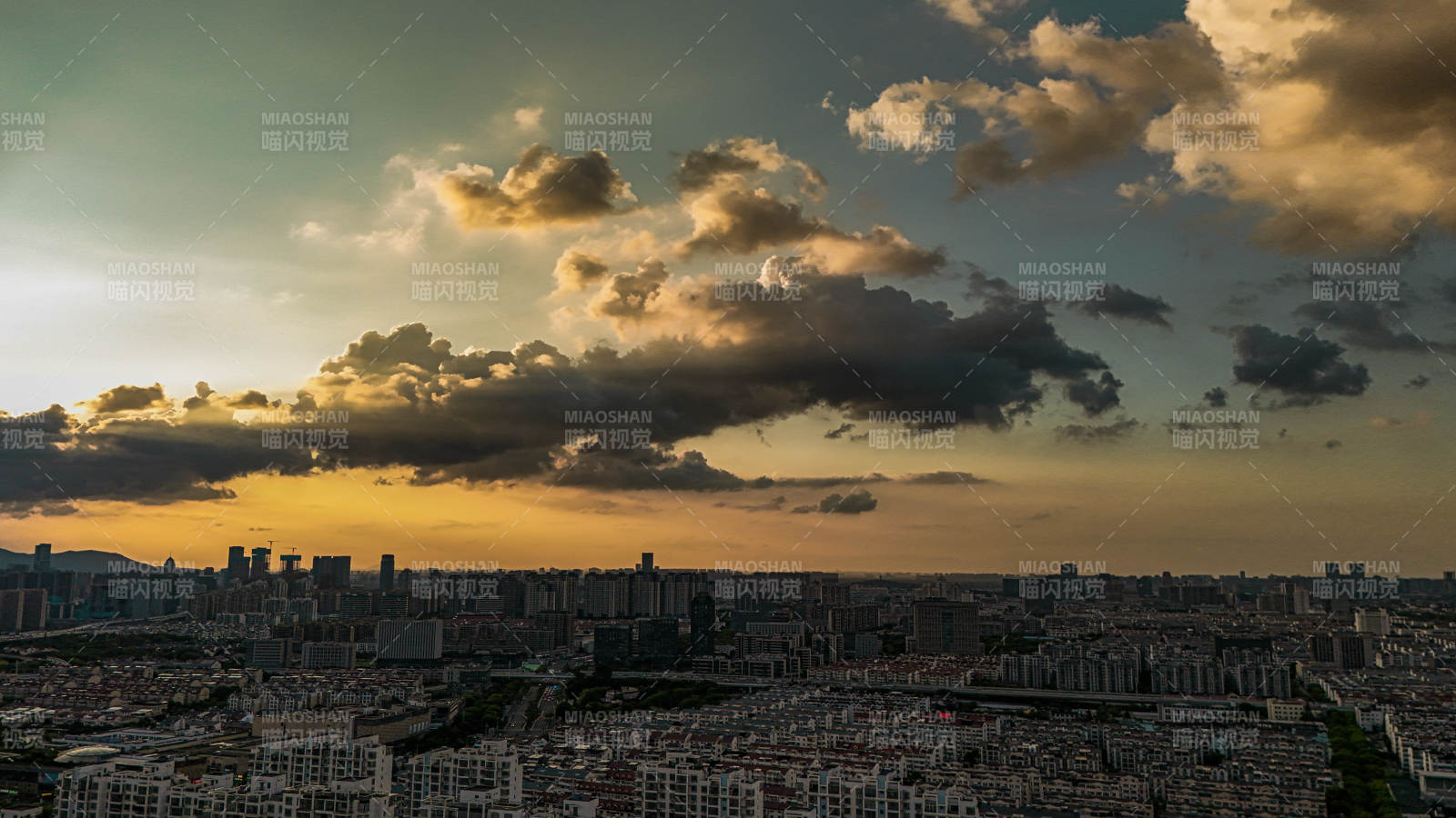 姑苏黄昏云影图片