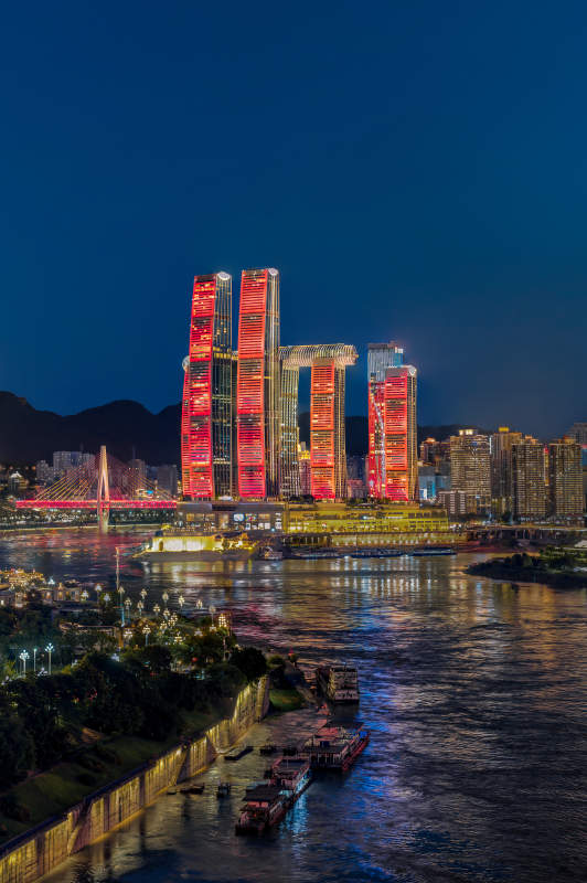 重庆朝天门夜色中的城市之光图片